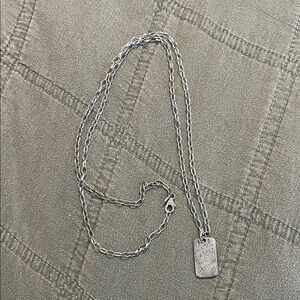 Origami owl  Silver Chain Necklace with Engraved Pendant